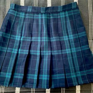 Pleated mini skirt